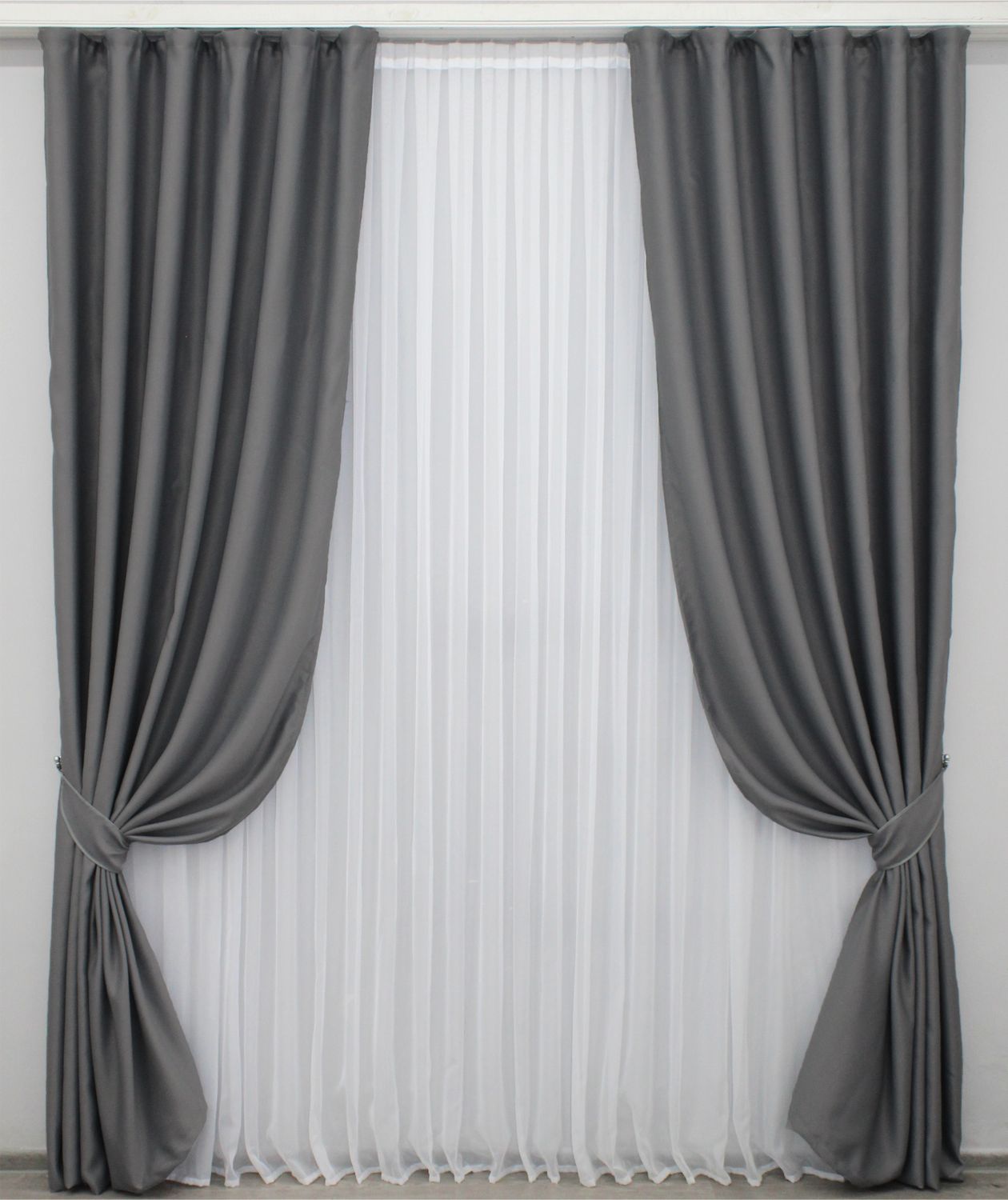 Комплект штор із тканини блекаут, колекція "Bagema Rvs" колір сірий 1244ш, Сірий, Комплект штор (2шт. 1,0х2,7м.), Класичні, Довгі, 1 м., 2,7 м., 100, 270, 1 - 2 м., В комплекті 2 шт., Тасьма