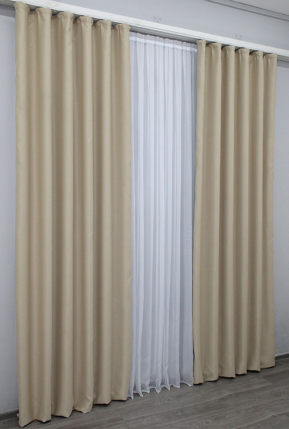 Комплект штор із тканини блекаут, колекція "Bagema Rvs" колір бежевий 1240ш, Бежевий, Комплект штор (2шт. 1,0х2,7м.), Класичні, Довгі, 1 м., 2,7 м., 100, 270, 1 - 2 м., В комплекті 2 шт., Тасьма