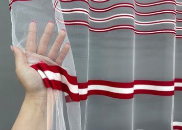 Залишок (1,7х3м.) тканини фатин смуги колір червоний з білим 1774ту 00-0185