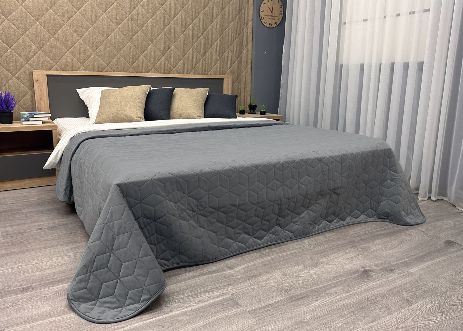 Покрывало стеганое Decorator Велюр куб 220х240 см серый (85-156)