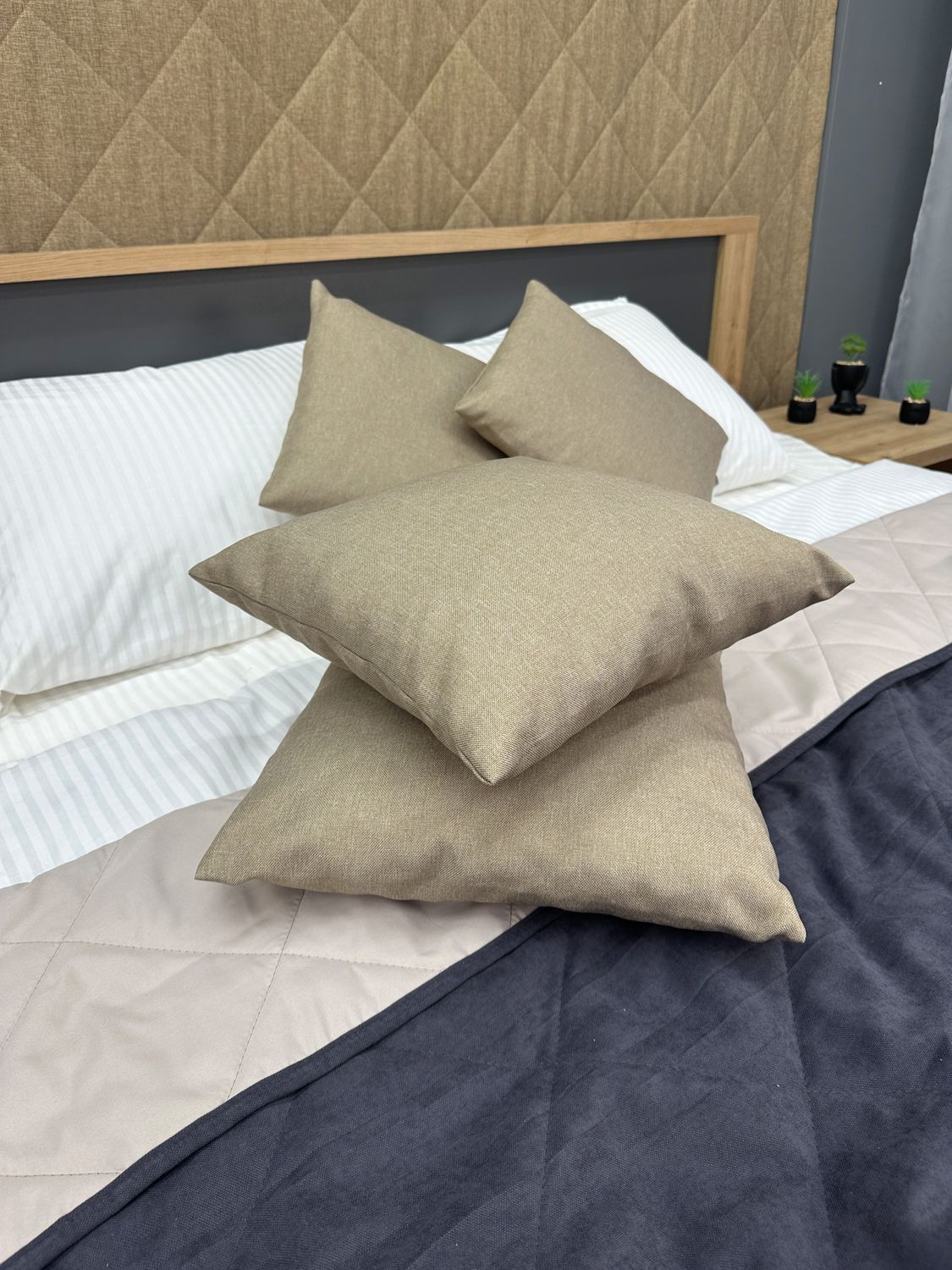 Подушка декоративная Decorator Sawana 40x40х11 см, цвет бежевый (84-054)