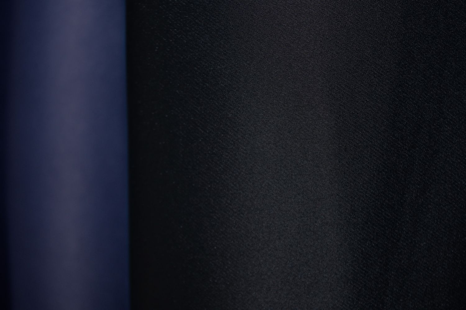 Комбинированные шторы блэкаут цвет черный с синим и светло-серым 016дк (908-831-826ш), Черный с синим и светло-серым, Комплект штор (2 шт. 1,5х2,7 м.), Классические, Длинные, 1,5 м., 2,7 м., 150, 270, 2 - 3 м., В комплекте 2 шт., Тесьма