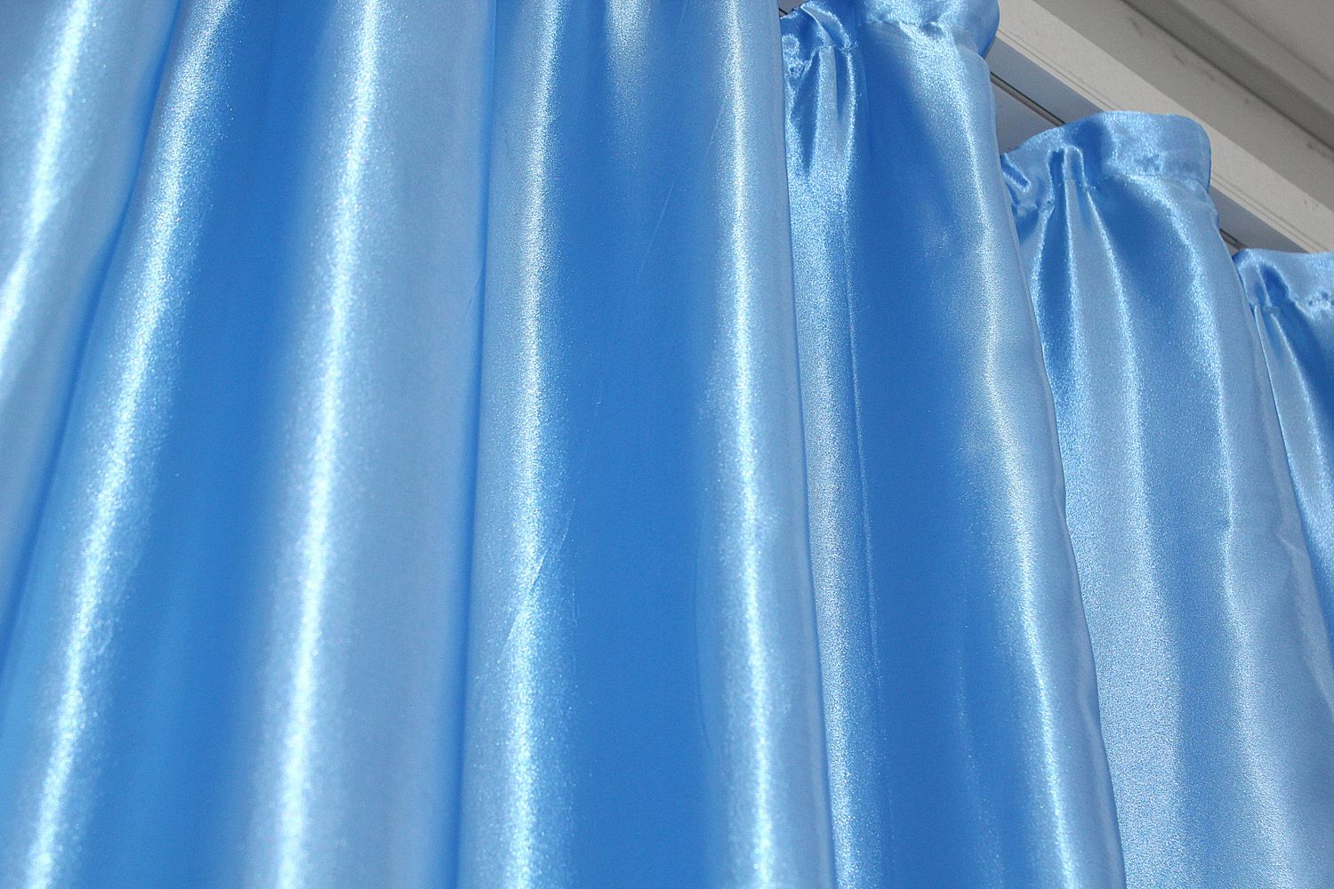 Комплект штор из ткани атлас цвет темно-голубой 1155ш, Темно-голубой, Комплект штор (2шт. 1,5х2,7м.), Классические, Без ламбрекена, Длинные, 1,5 м., 2,7 м., 150, 270, 2 - 3 м., В комплекте 2 шт., Тесьма