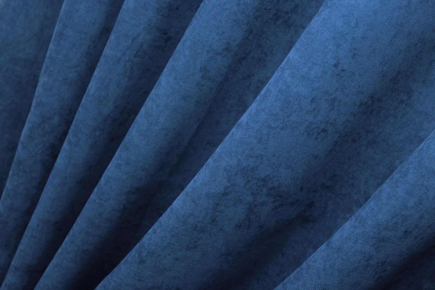 Комплект штор из ткани микровелюр SPARTA цвет синий 910ш, Синий, Комплект штор (2шт. 1,5х2,85м.), Классические, Без ламбрекена, Длинные, 1,5 м., 2,85 м., 150, 285, 2 - 3 м., В комплекте 2 шт., Тесьма