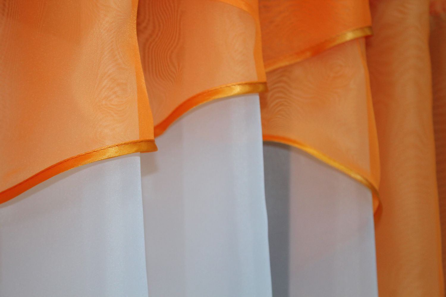 Кухонные шторы (280х170см) с ламбрекеном, на карниз 1-1,5м цвет белый с оранжевым 00к 59-884