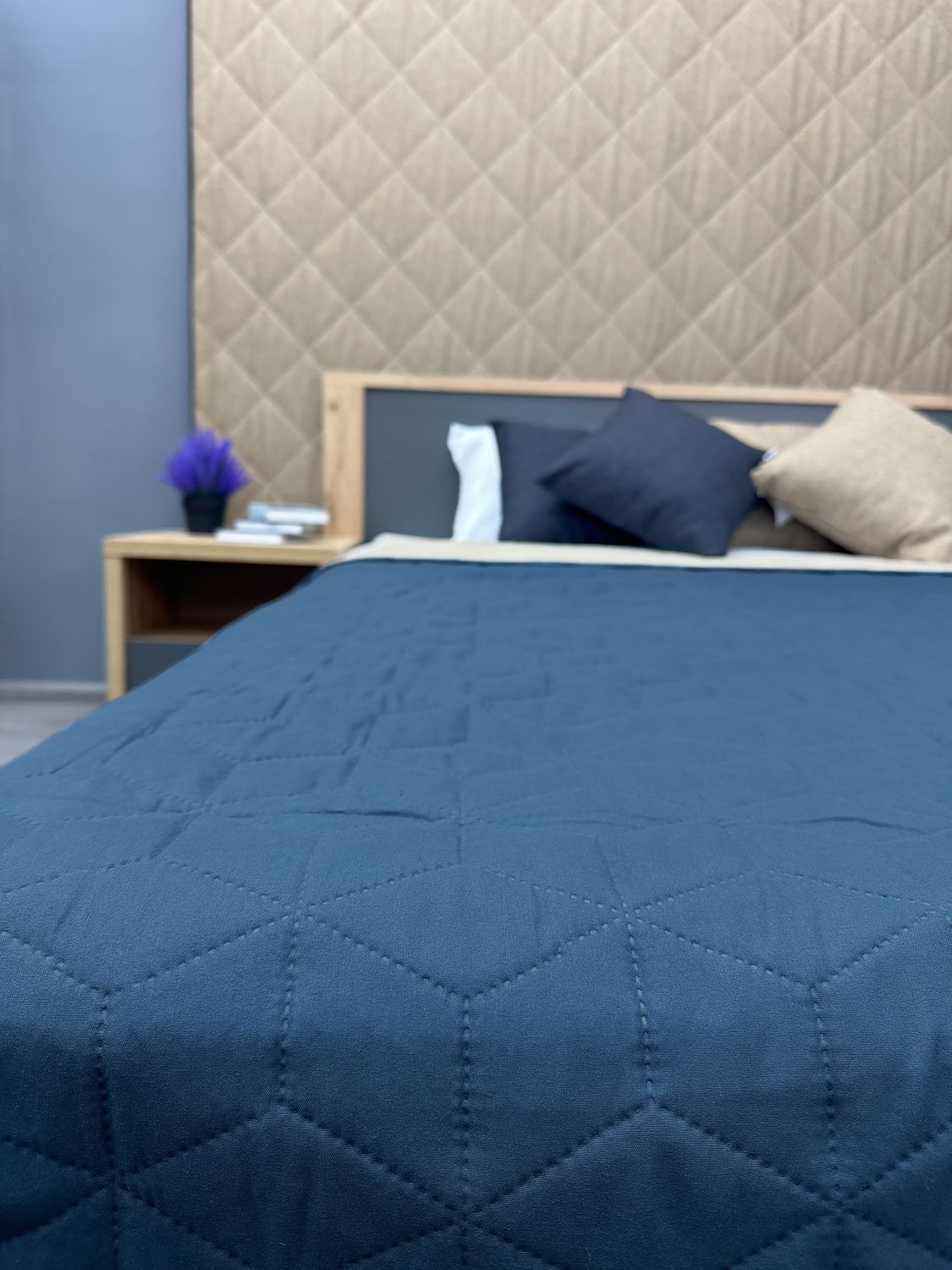 Покривало двостороннє Decorator Microfiber куб 140х215 см синій з бежевим (85-106)