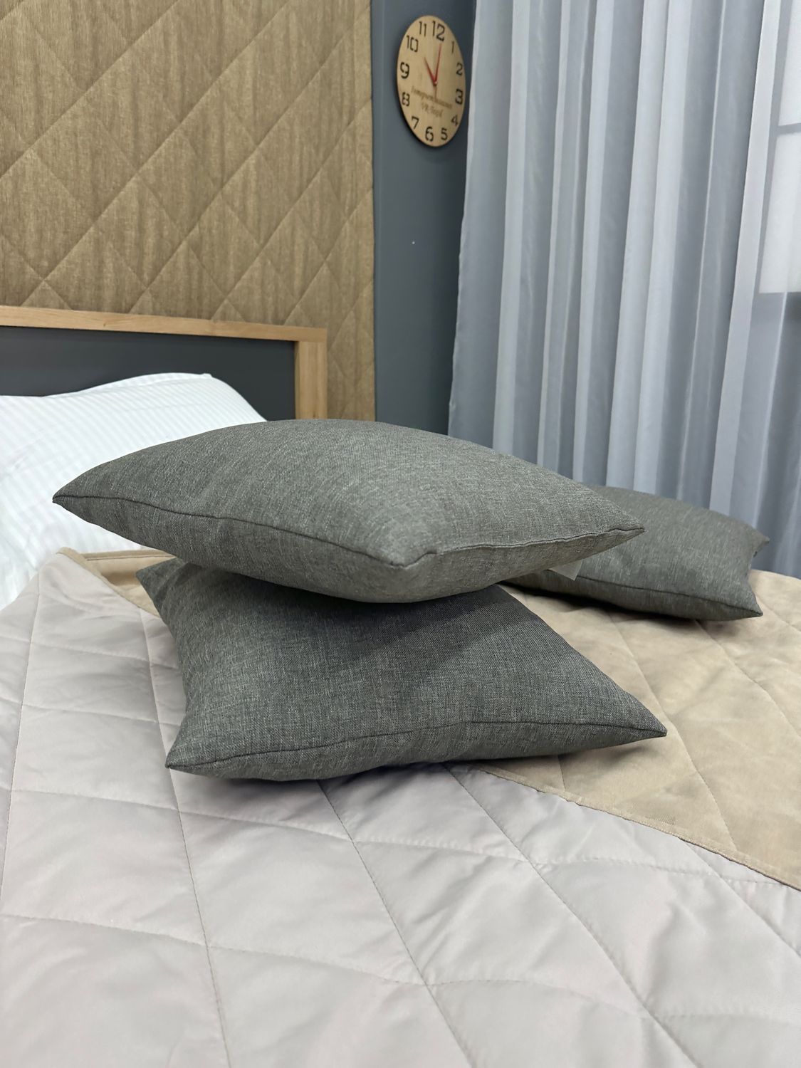 Подушка декоративная Decorator Sawana 40x40х11 см, цвет серый (84-055)