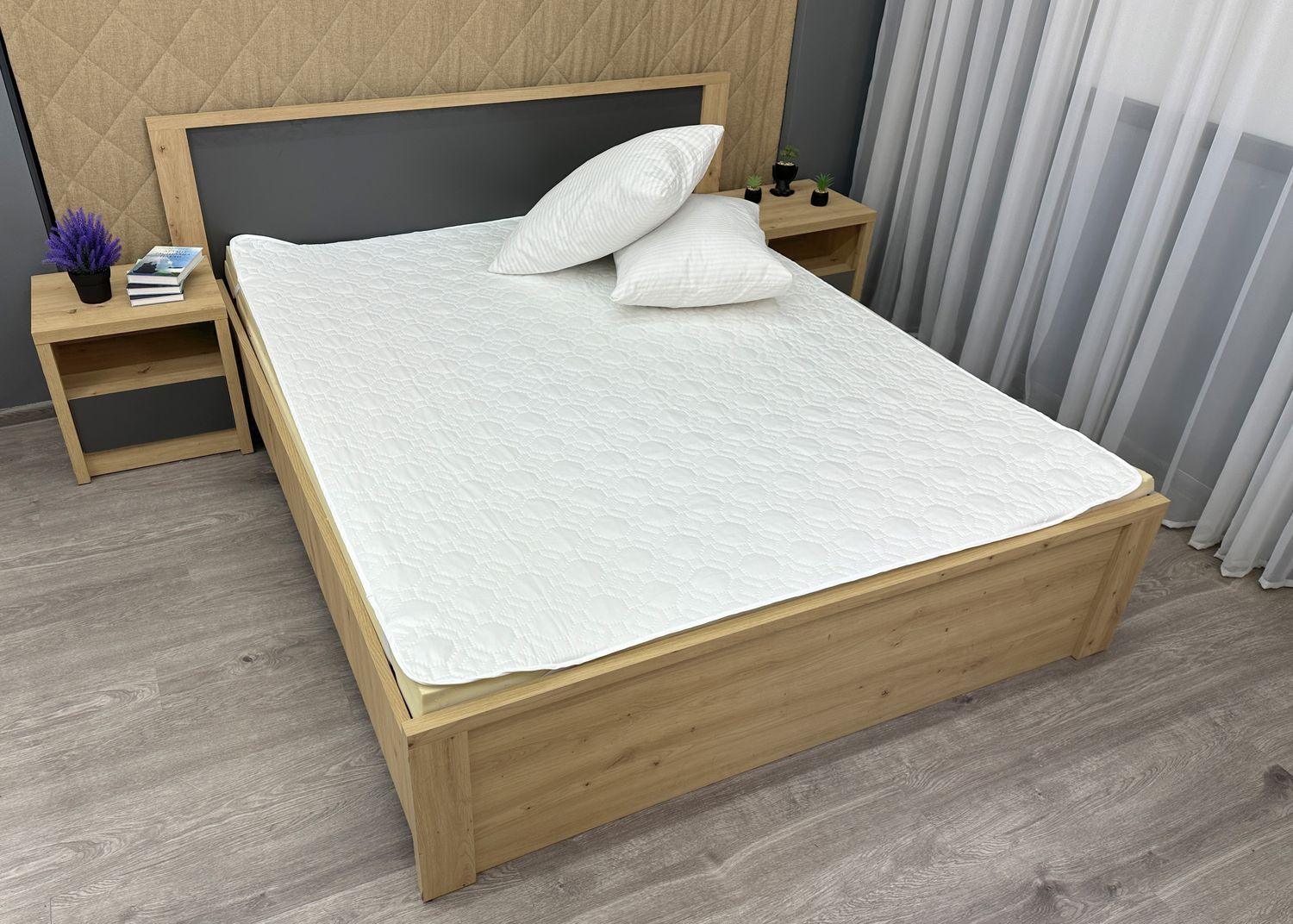 Наматрацник Decorator 180х200 см з резинками по кутах 89-011