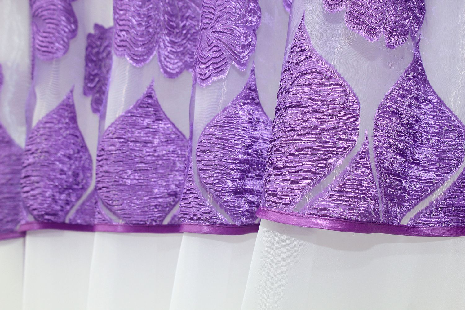 Кухонные шторы (280х170см) с ламбрекеном, на карниз 1-1,5м цвет фиолетовый с белым 00к 59-562