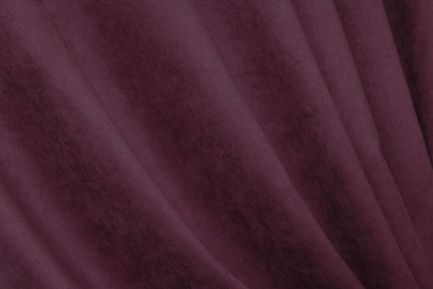 Комплект штор из ткани микровелюр SPARTA цвет бордовый 967ш, Бордовый, Комплект штор (2шт. 1,0х2,85м.), Классические, Без ламбрекена, Длинные, 1 м., 2,85 м., 100, 285, 1,5 - 2 м., В комплекте 2 шт., Тесьма