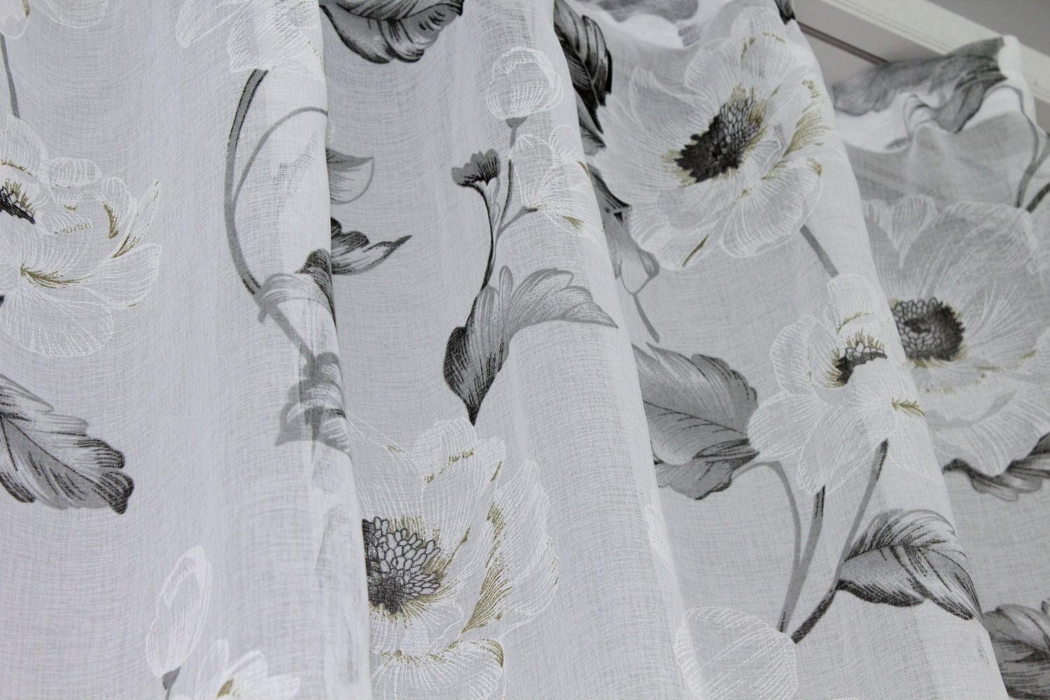 Тюль батист, коллекция "Flora" цвет белый с цветочным принтом 1146т, Тюль на метраж, Нужную Вам ширину указывайте при покупке. (Ширина набирается по длине рулона.), 2,7 м.