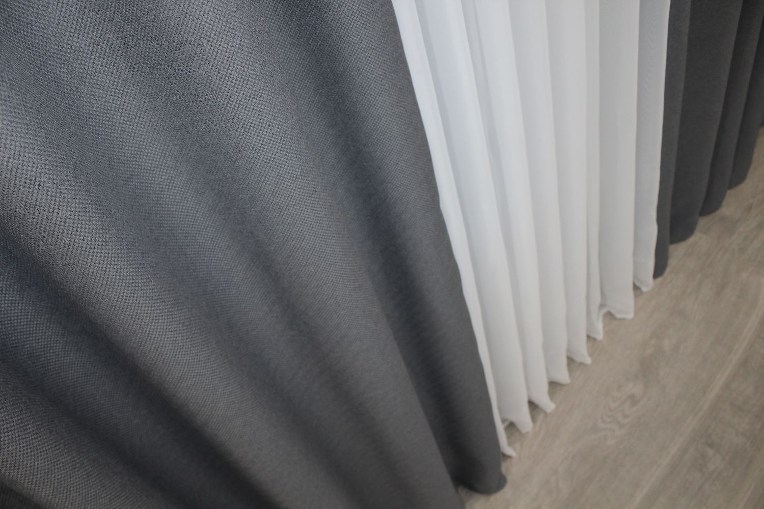 Шторна тканина льн-блекаут висота 2,8м колір сіро-блакитний 1355ш