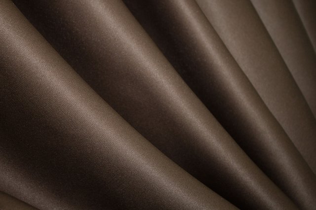 Шторная ткань блэкаут "Fusion Dimout" цвет коричневый 834ш