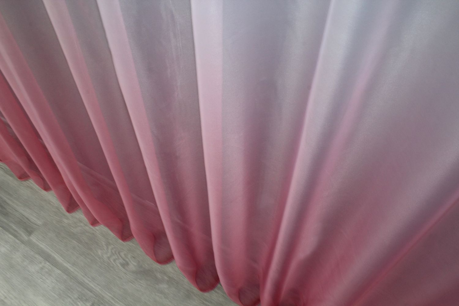 Тюль растяжка "Омбре" из органзы цвет белый с розовым 1397т, Тюль на метраж, Нужную Вам ширину указывайте при покупке. (Ширина набирается по длине рулона.), 2,7 м.