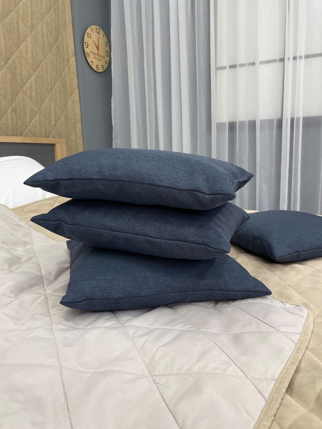 Подушка декоративная Decorator Sawana 40x40х11 см, цвет темно-синий (84-059)