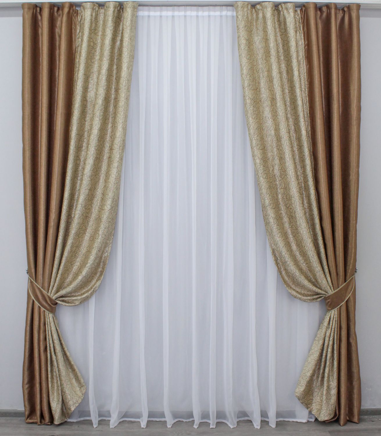 Комбіновані (2шт 1,5х2,7м) штори з тканини блекаут-софт колір коричневий з бежевим 014дк (095-671шБ) 10-533