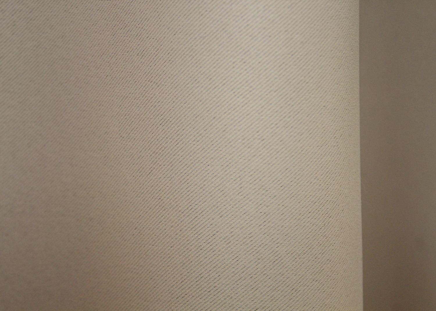Комплект штор із тканини блекаут "Fusion Dimout" колір бежевий 827ш, Бежевий, Комплект штор (2 шт. 1,5х2,7 м.), Класичні, Без ламбрекена, Довгі, 1,5 м., 2,7 м., 150, 270, 2 - 3 м., В комплекті 2 шт., Тасьма