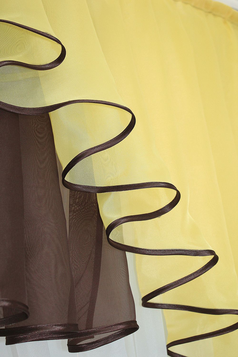 Кухонный комплект,(150х170см) шторки с ламбрекеном и подхватами цвет белый с желтым и венге049к 52-0006