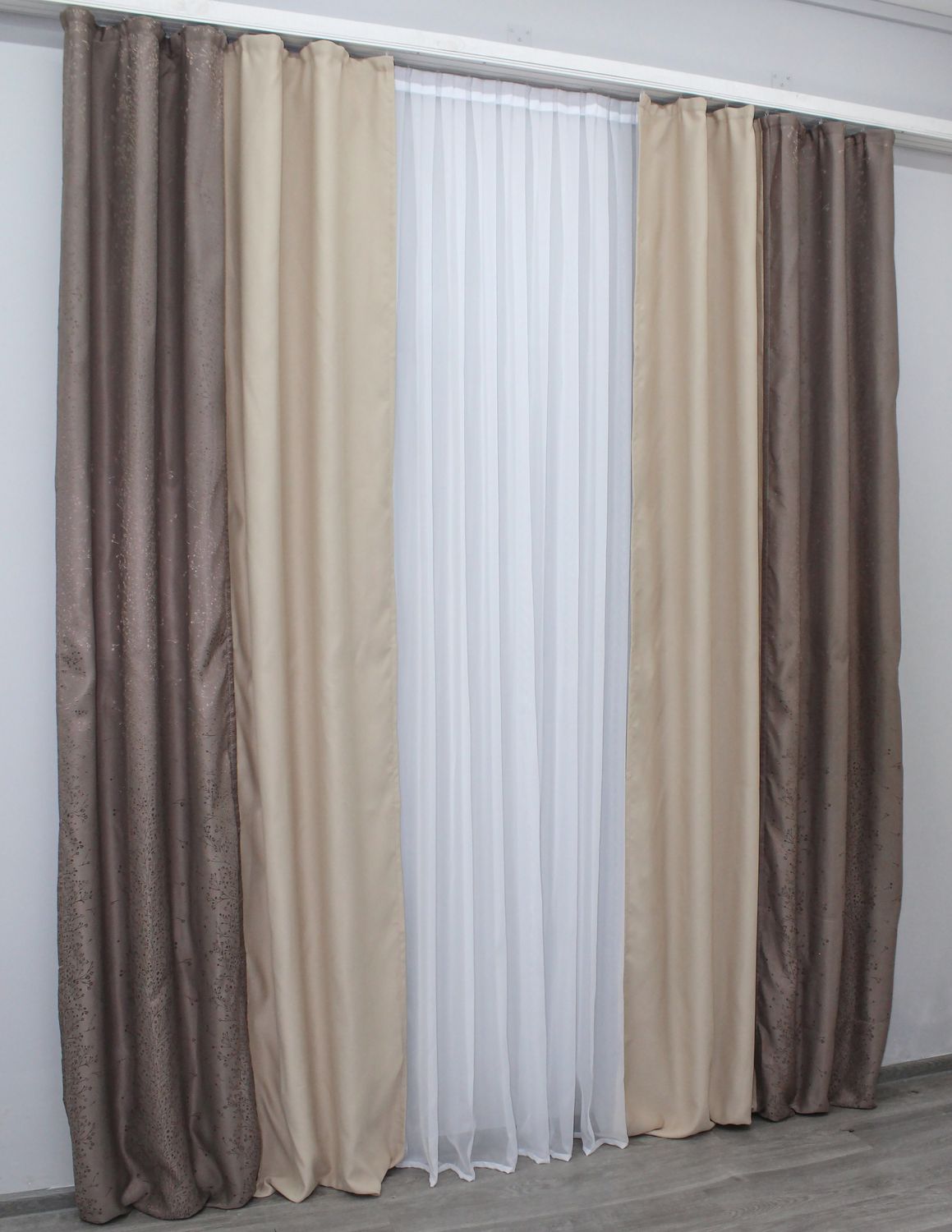 Комбинированные (2шт 1,4х2,7м) шторы из ткани блэкаут цвет какао с бежевым 014дк (682-827ш) 10-565
