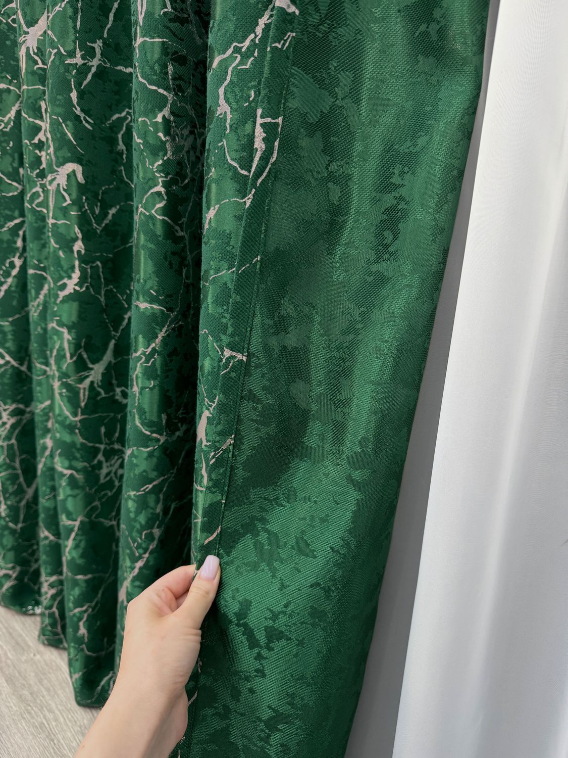 Комплект (2шт 1,5х2,7м) штор лен мрамор, коллекция "Royal Touch" цвет зеленый 2002ш 33-0970