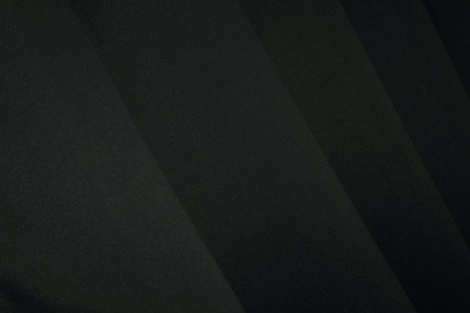 Комплект штор из ткани блэкаут, коллекция "Midnight" цвет черный 1165ш, Черный, Комплект коротких штор (2шт. 1,4х1,7м.), Классические, Короткие, 1,4 м., 1,7 м., 140, 170, 1,5 - 2,5 м., В комплекте 2 шт., Тесьма