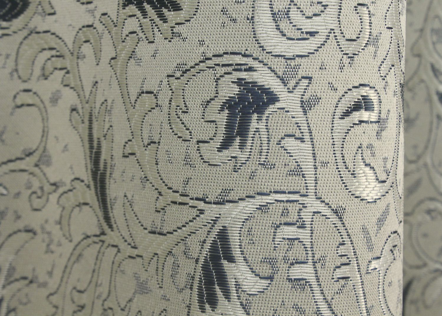 Комплект (2шт 1,4х2,7м) жаккардовых штор, цвет сатин 1586ш 33-0454